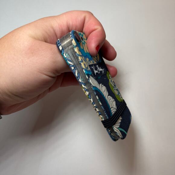 Vera Bradley Mod Floral Blue Flower Print Photo Card Holder Wallet - Picture 4 of 4